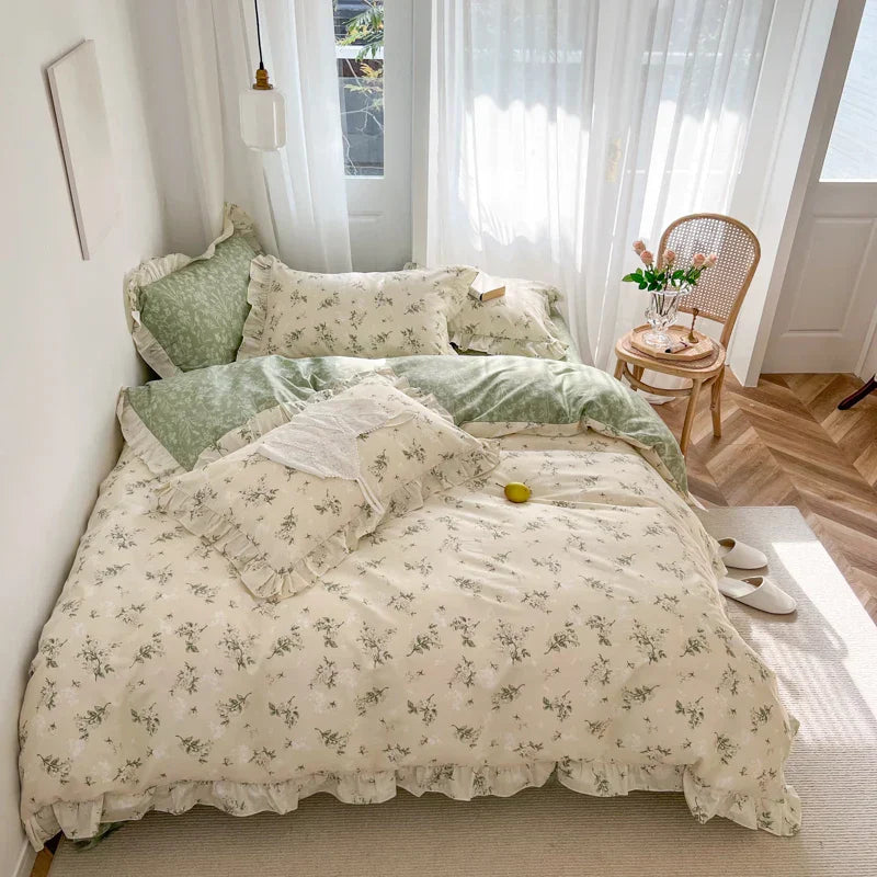 DecorBites™ Gardenia Print Princess Bedding Set with Ruffles and Pillowcases