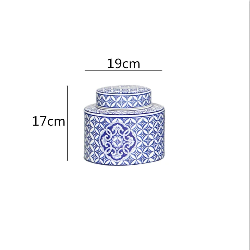 DecorBites™ Chinese Retro Ceramics Golden Vase with Cover for Home Décor and Organization