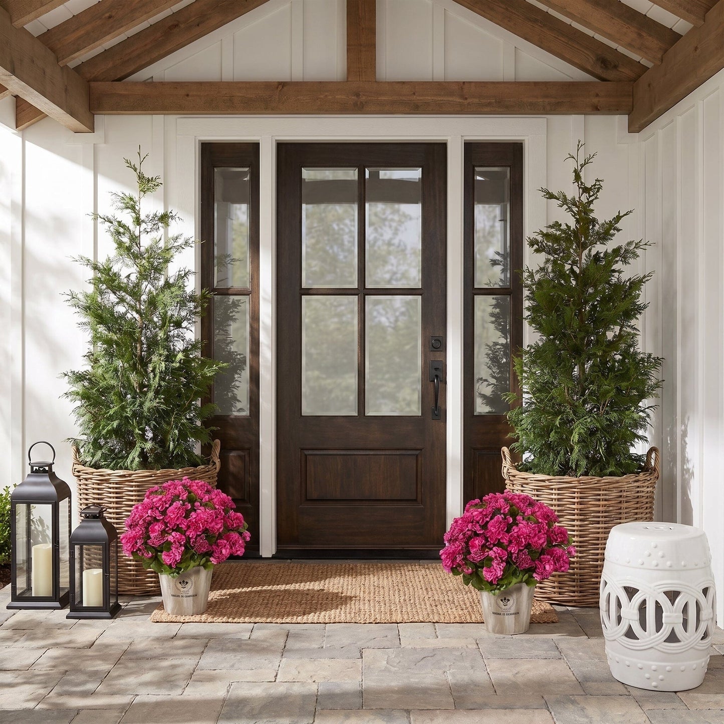 Geranium in Farmhouse Planter UV Resistant (Indoor/Outdoor)
