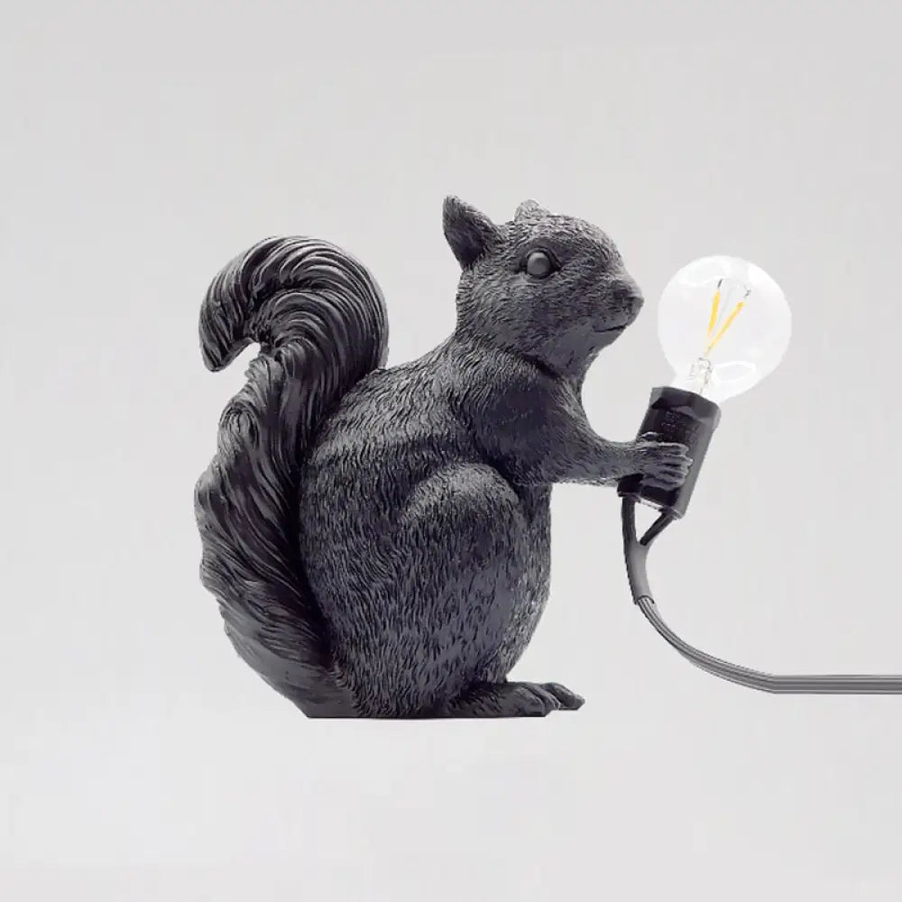 DecorBites™ Artistic Squirrel Night Table Lamp - Resin Single-Bulb Children's Bedside Light