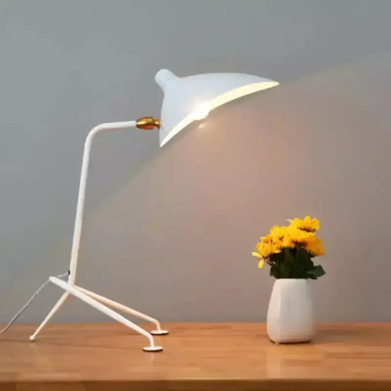Black metal 3-arm floor lamp for living room with adjustable shades