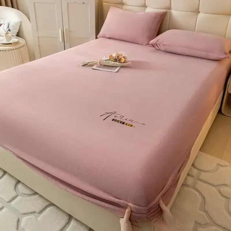Cream embroidered cozy velvet fitted sheet bedroom bed cover