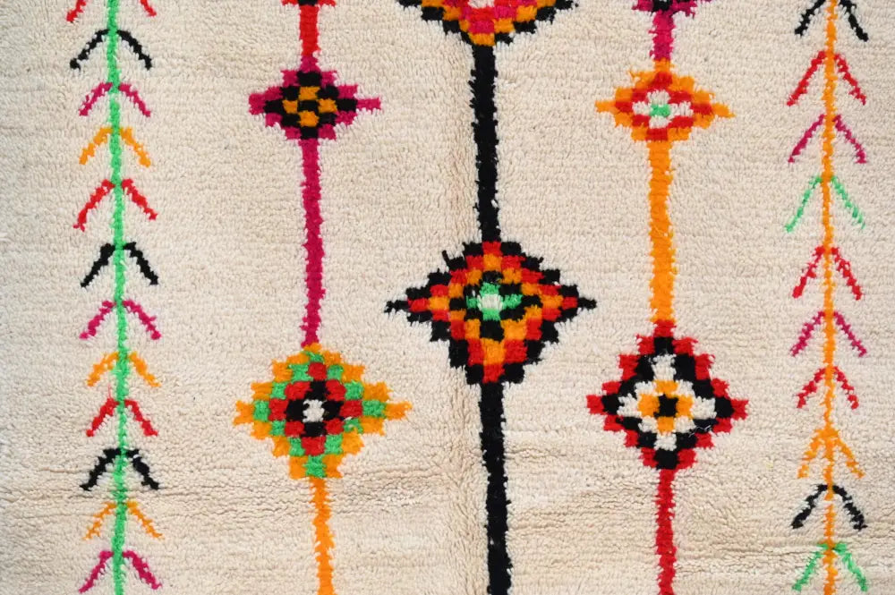 Handmade moroccan azilal rug beige geometric bedroom carpet