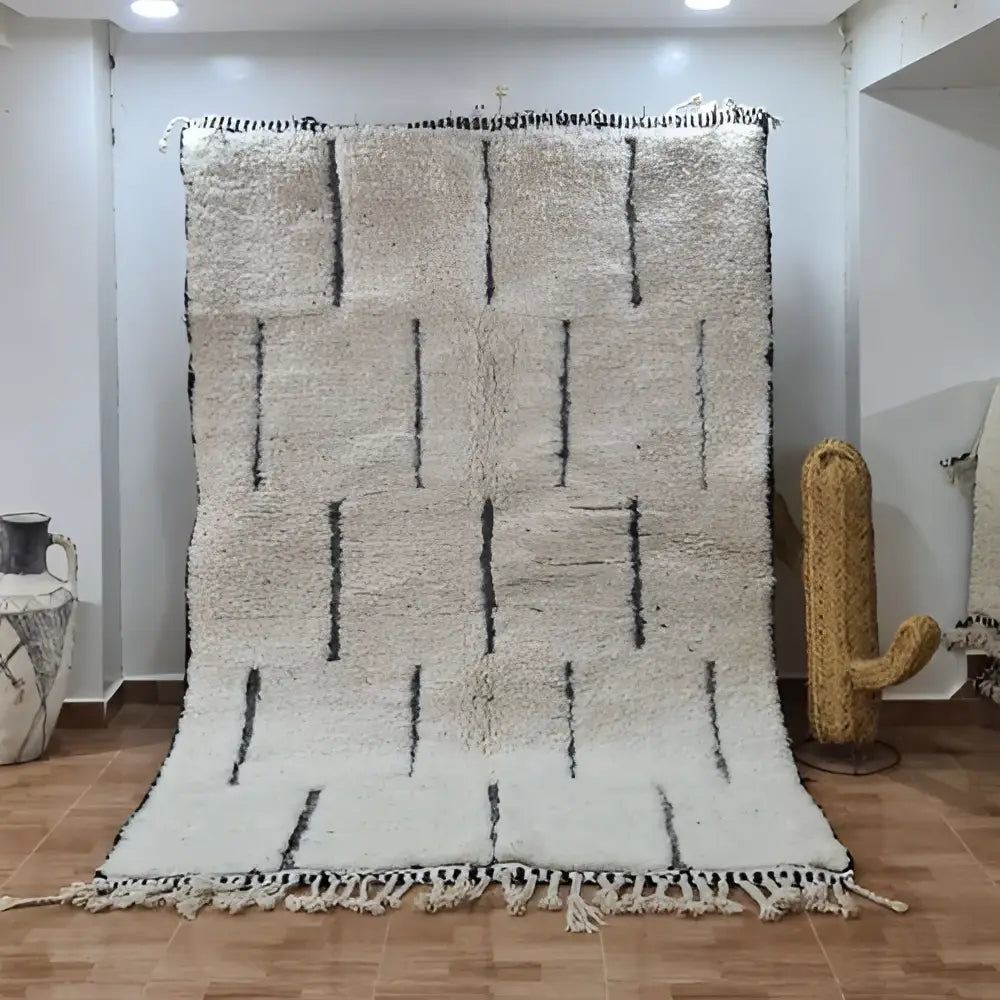 Handmade beni ouarain rug cream & black living room fringed decor
