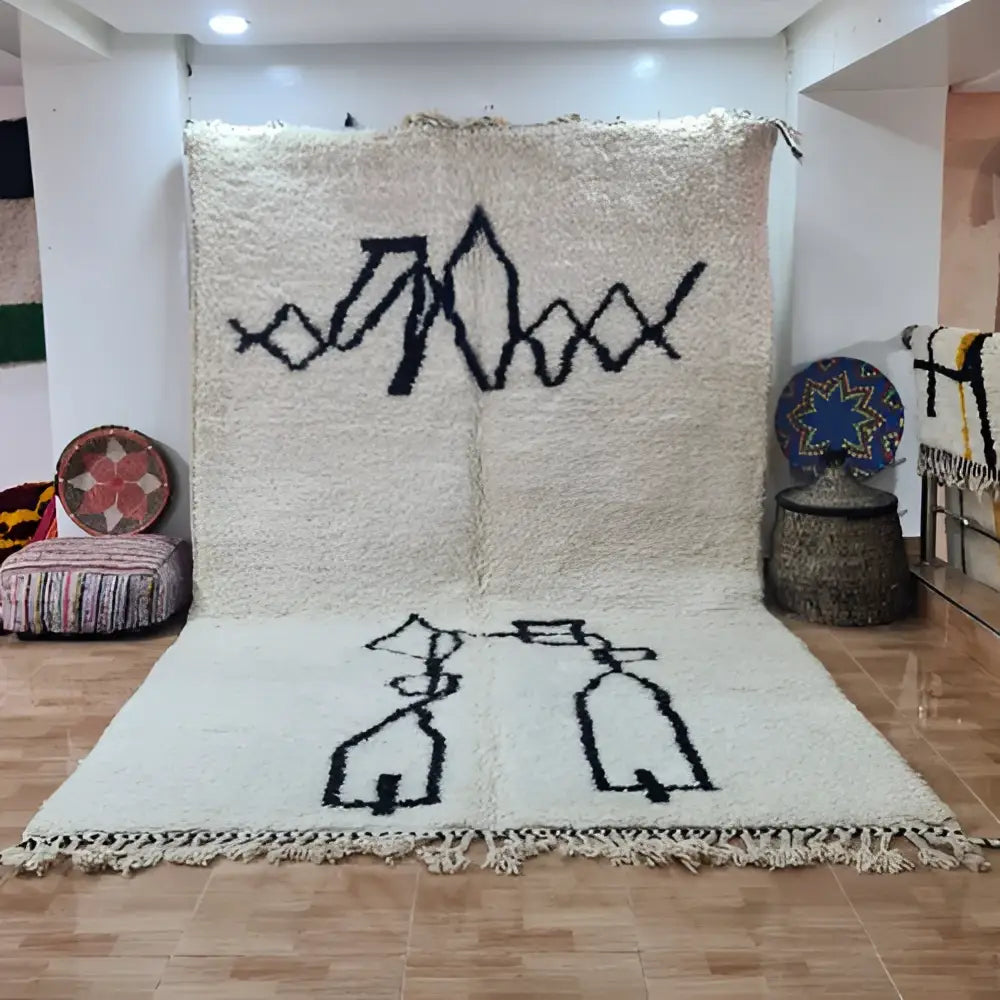 Handmade beni ouarain cream & black moroccan rug bedroom decor