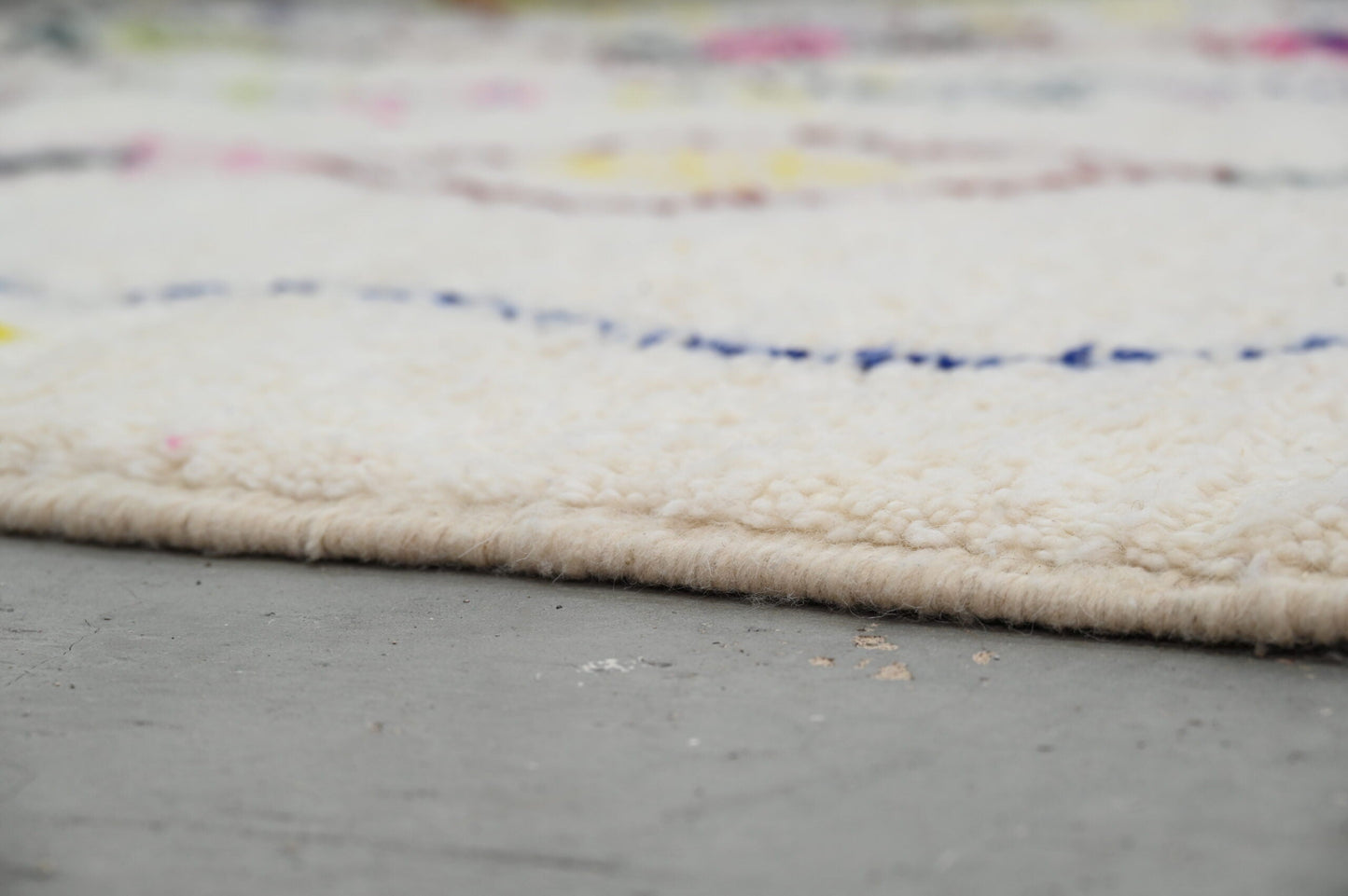 DecorBites™ Handmade Moroccan Azilal Rug 293x206cm