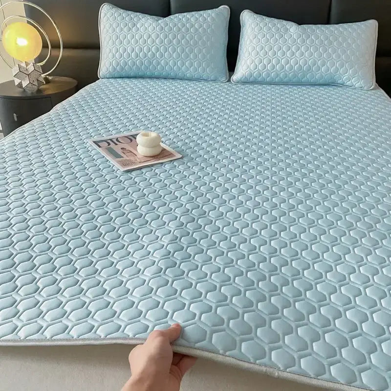 Light blue hexagonal cooling latex filled bed mat set – bedroom