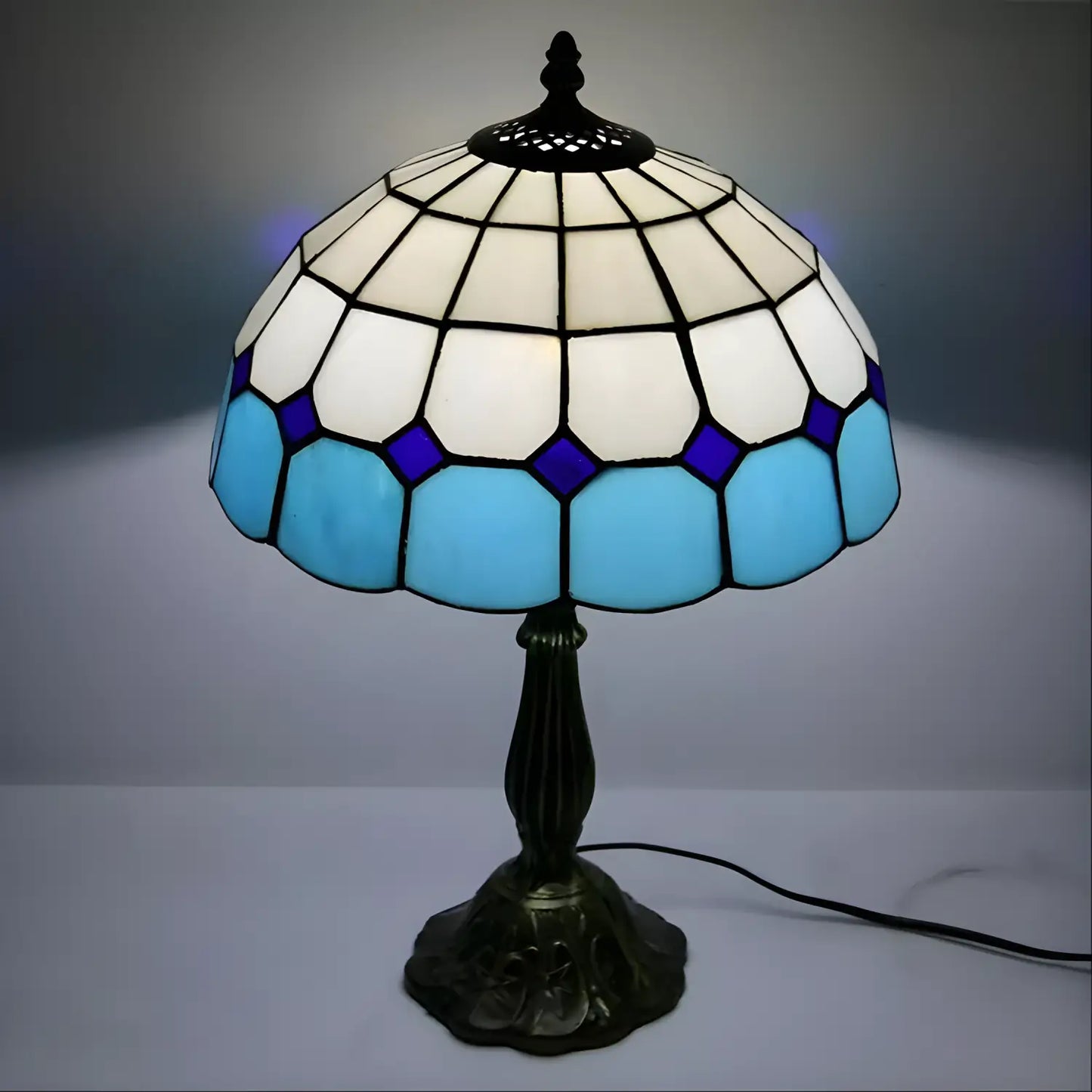 Mesh Pattern Tiffany-Style Lamp Shades