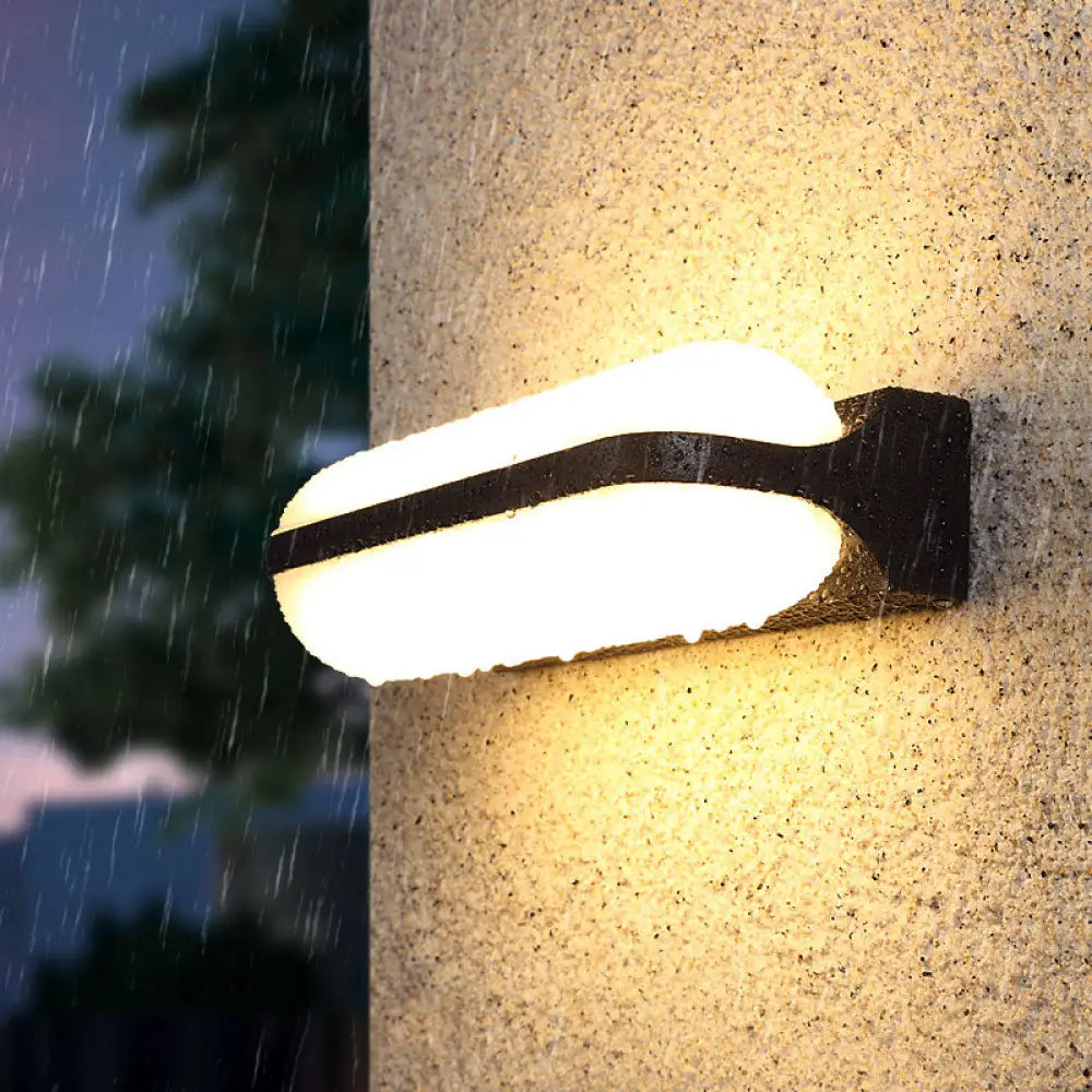 DecorBites™ Minimalist Black Acrylic LED Wall Sconce for Yard - Capsule Shape