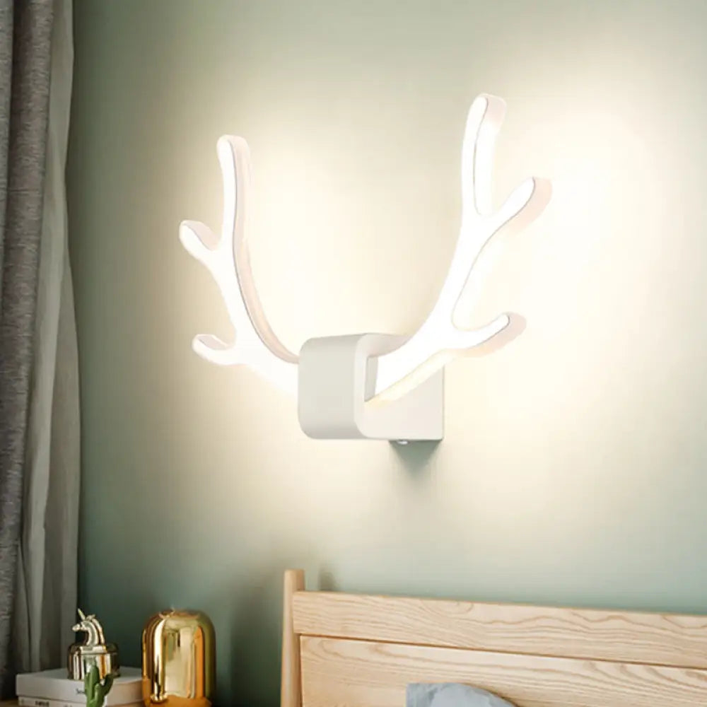 DecorBites™ Modern Acrylic Antlers Wall Sconce Lamp: Black/White LED, Pull Chain, Warm/White Light