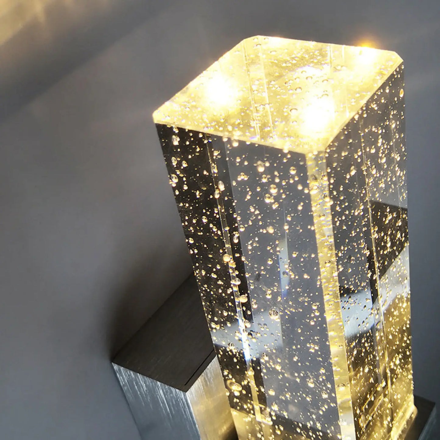 Modern LED Bubble Lamp with Crystal Design for Elegant Wall Lighting