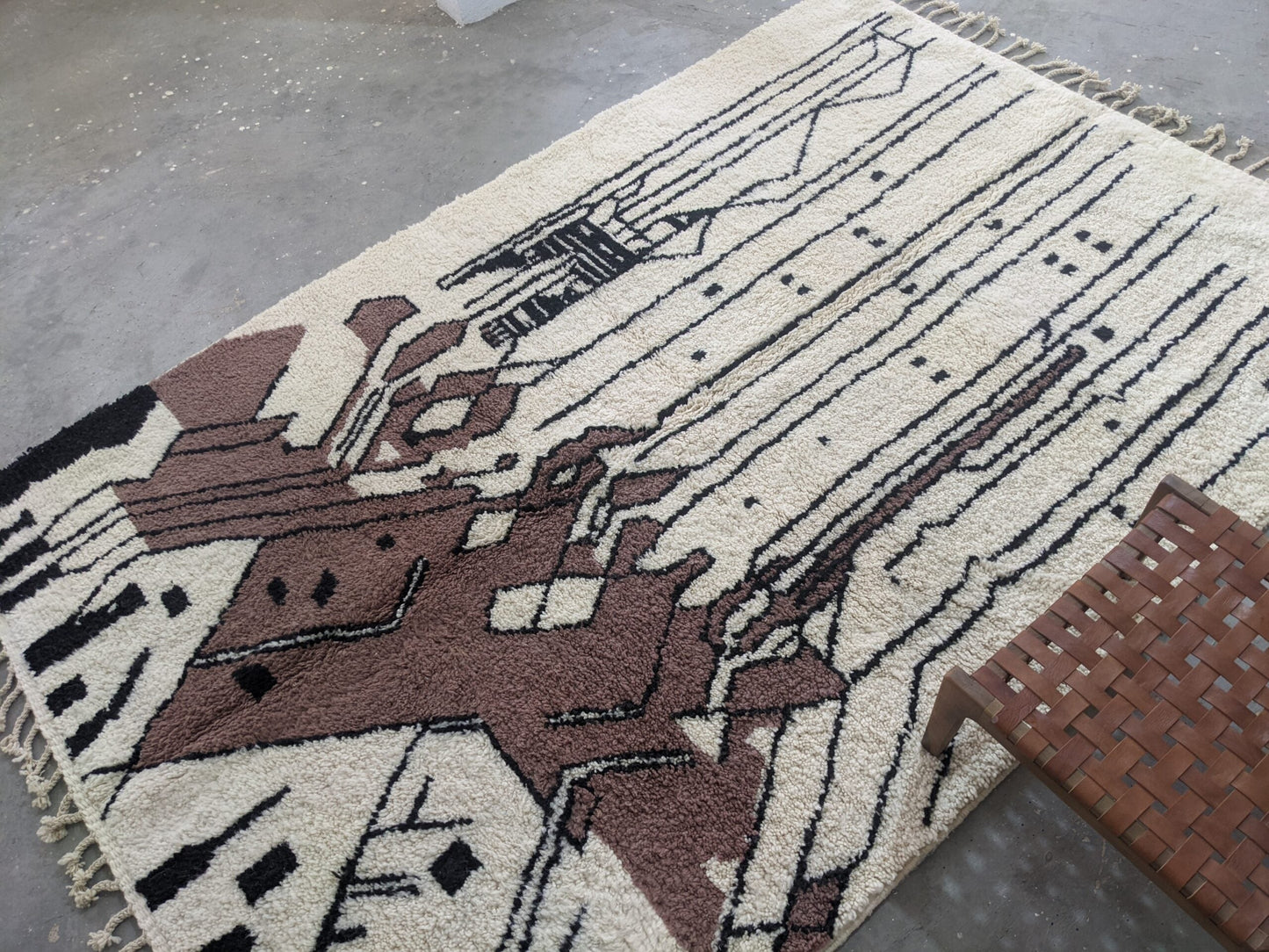 DecorBites™ Moroccan Handmade Traditional Azilal Rug 317 X 215 Cm