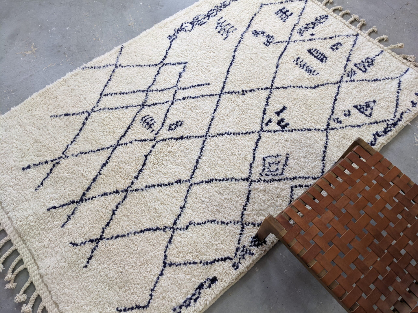 DecorBites™ Moroccan Handmade Traditional Beni Ouarain Rug 244 X 157 Cm
