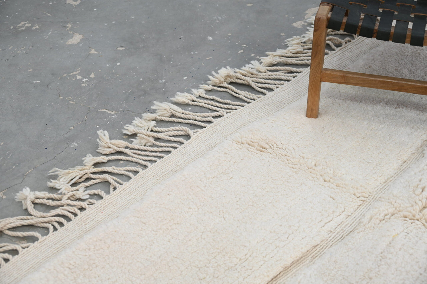 DecorBites™ Moroccan Handmade Traditional Beni Ouarain Rug 303 X 205 Cm