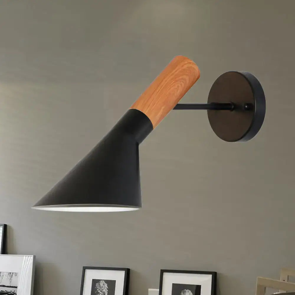 Nordic white monochrome wall light with wood handle for bedroom