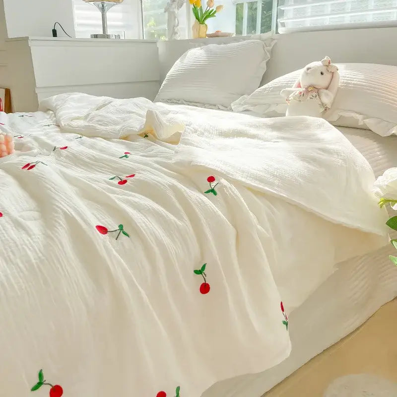 Off-white cherry embroidered double layer yarn summer quilt bedroom
