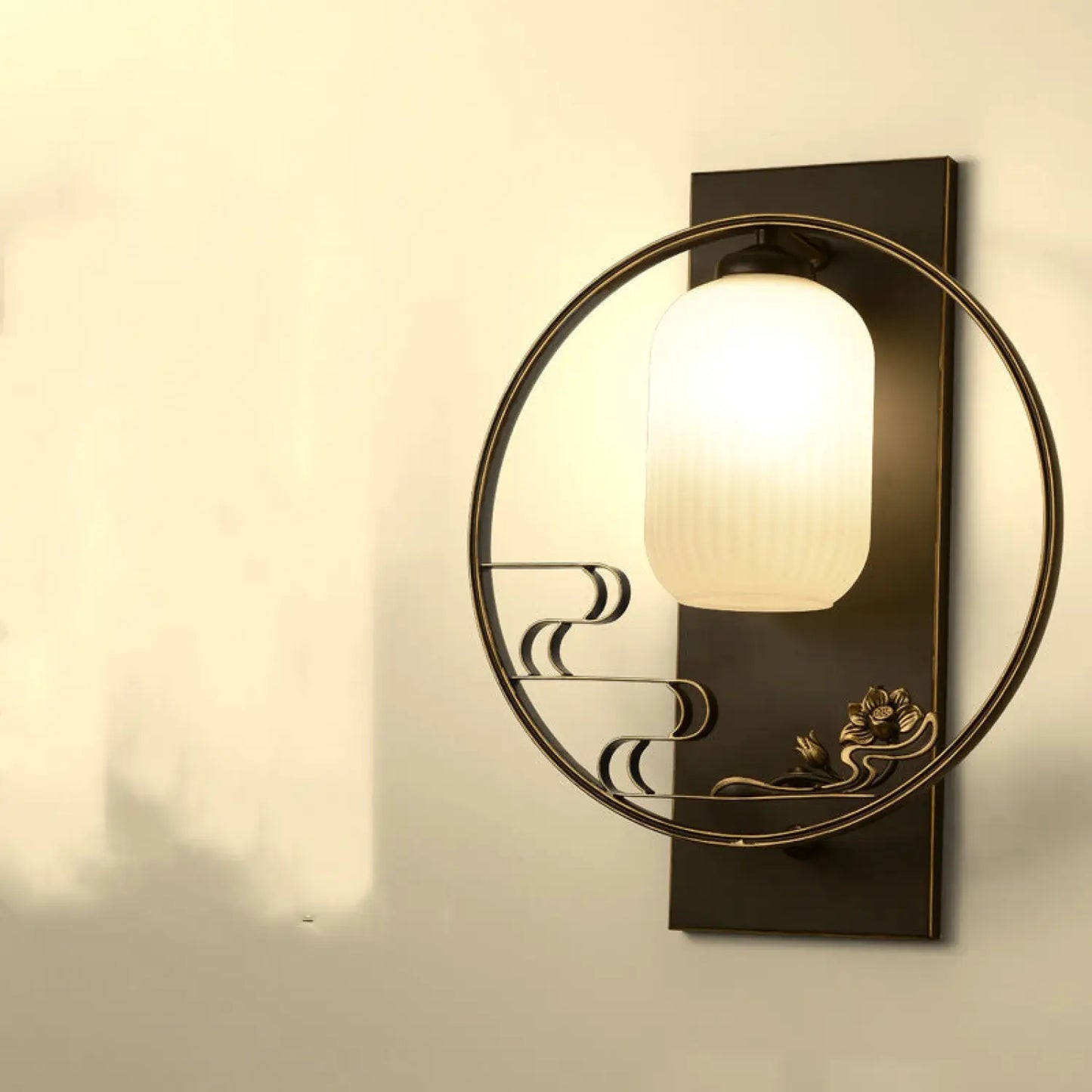 Outdoor Wall Light Mount with Retro Style for Garden and Balcony