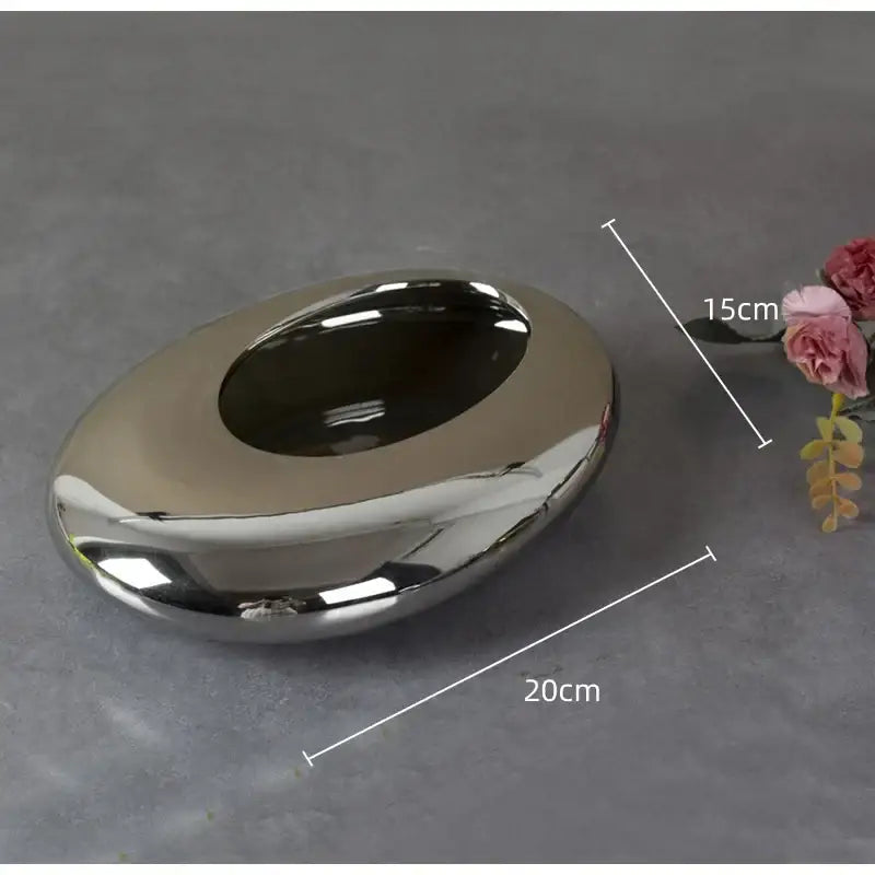 Silver cobblestone ceramic vase gold & silver oval bowl living room
