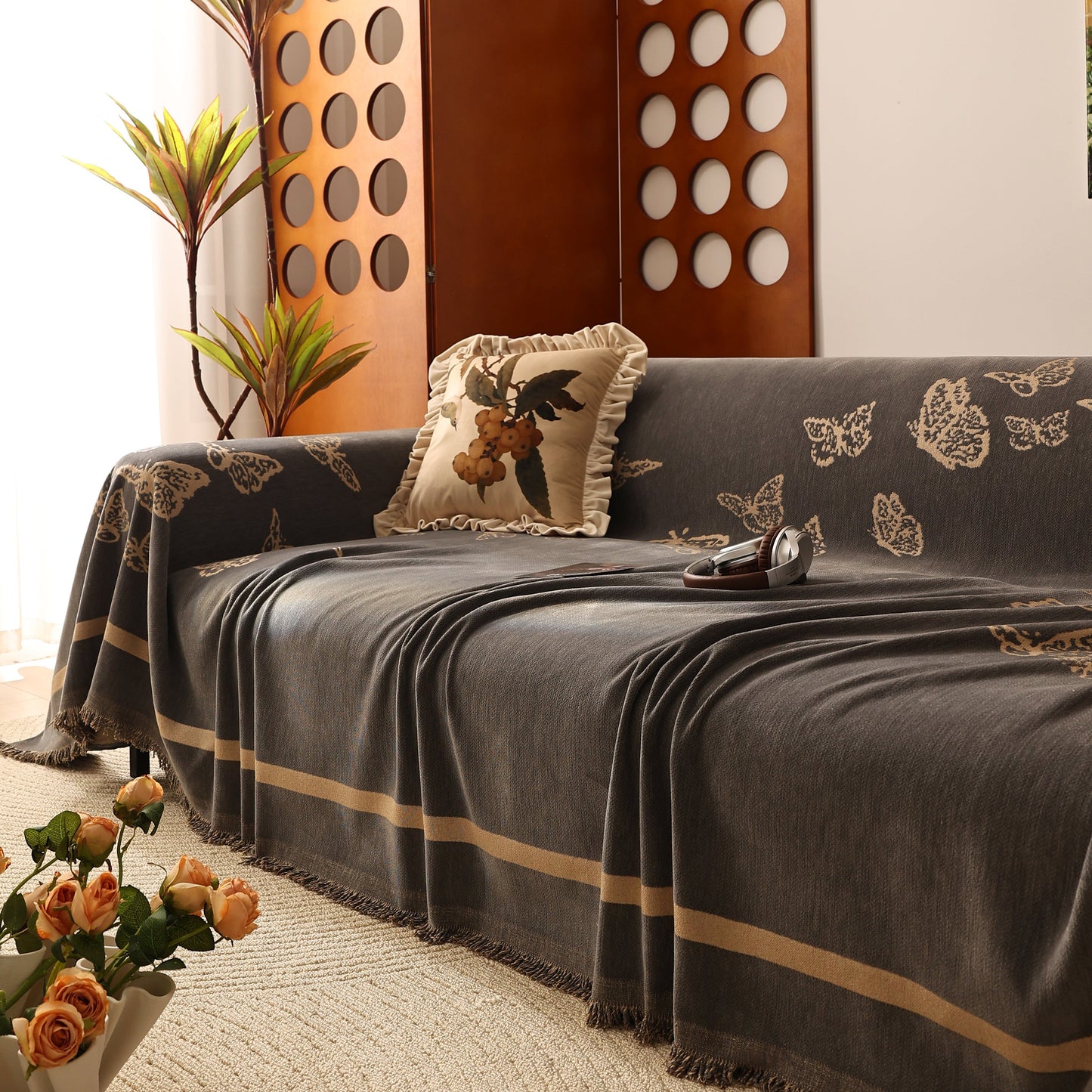 Butterfly Jacquard Soft Couch Blankets Cover for Couch Reversible Modern Sofa Slipcover Throw Covers