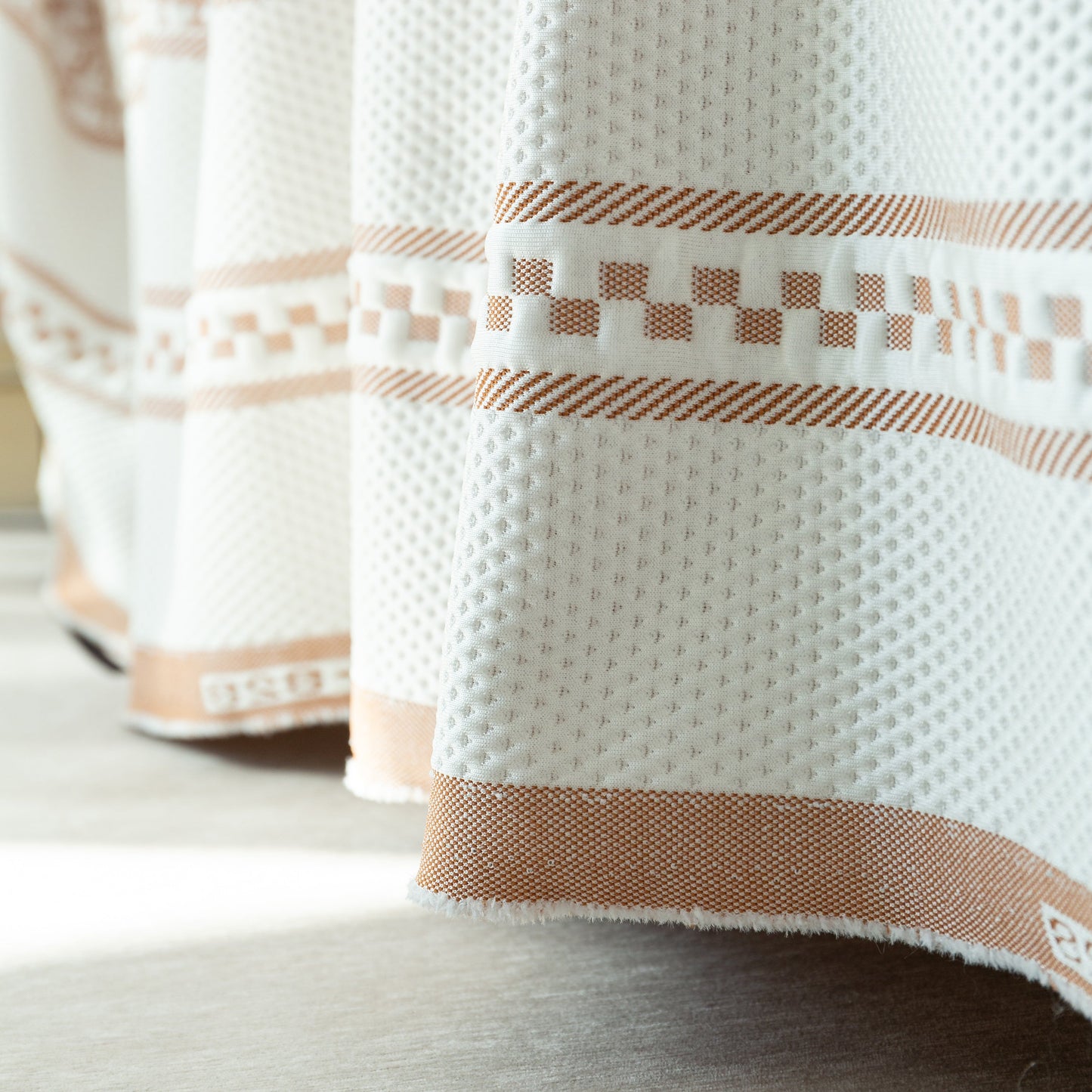 Cooling Throws for Sofas and Chairs, Scratch Resistant Couch Protector Blanket