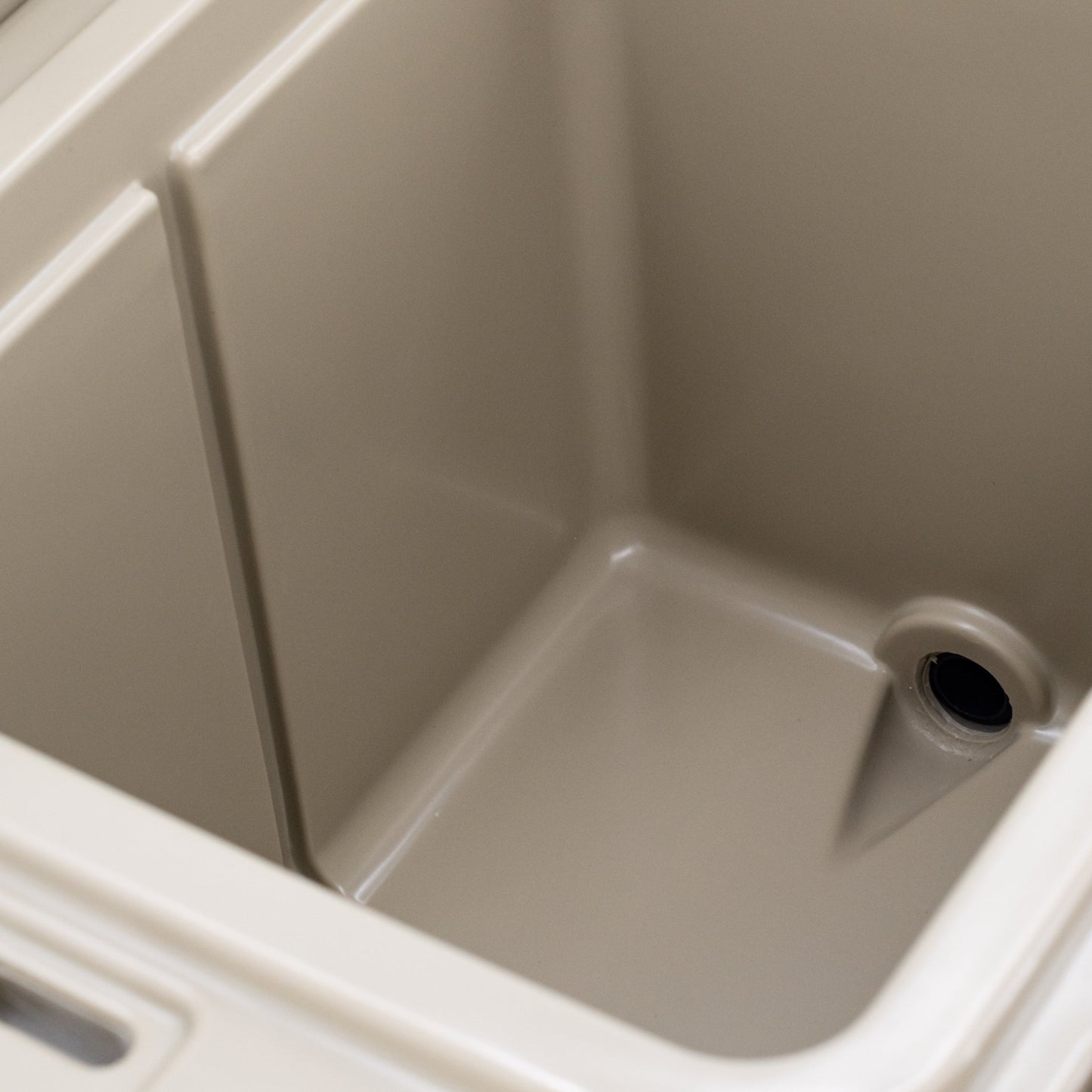 15 L Cooler | Multiple Colors | MR. COOLZ