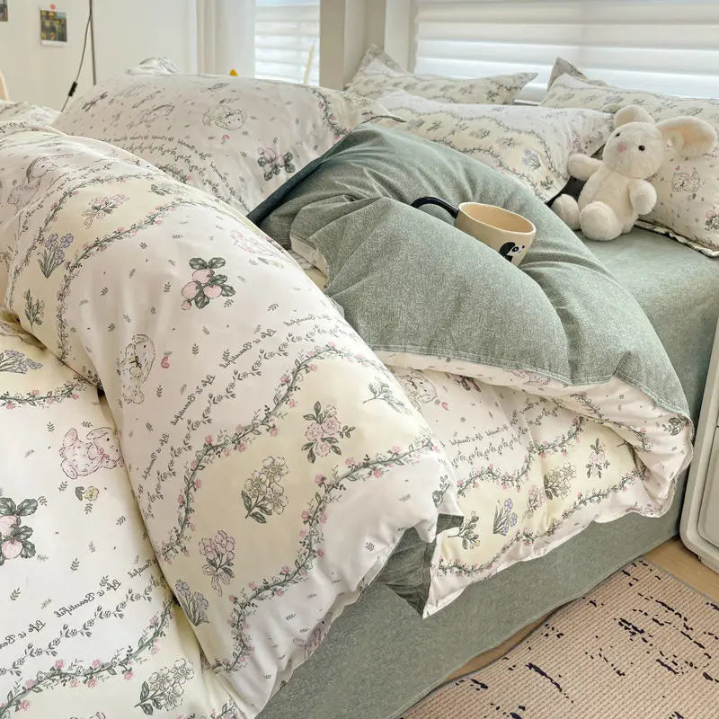 DecorBites™ 2024 Summer Bedding Set - Twin/Queen Sizes