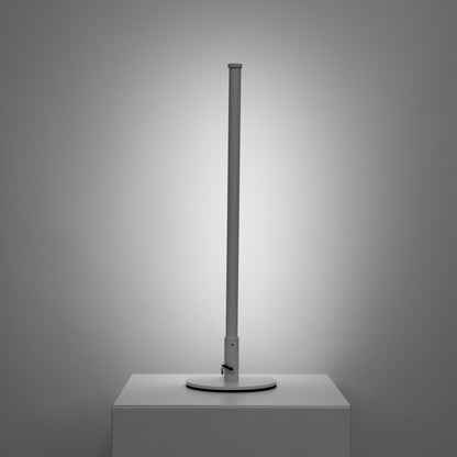 Léger LED Table Lamp