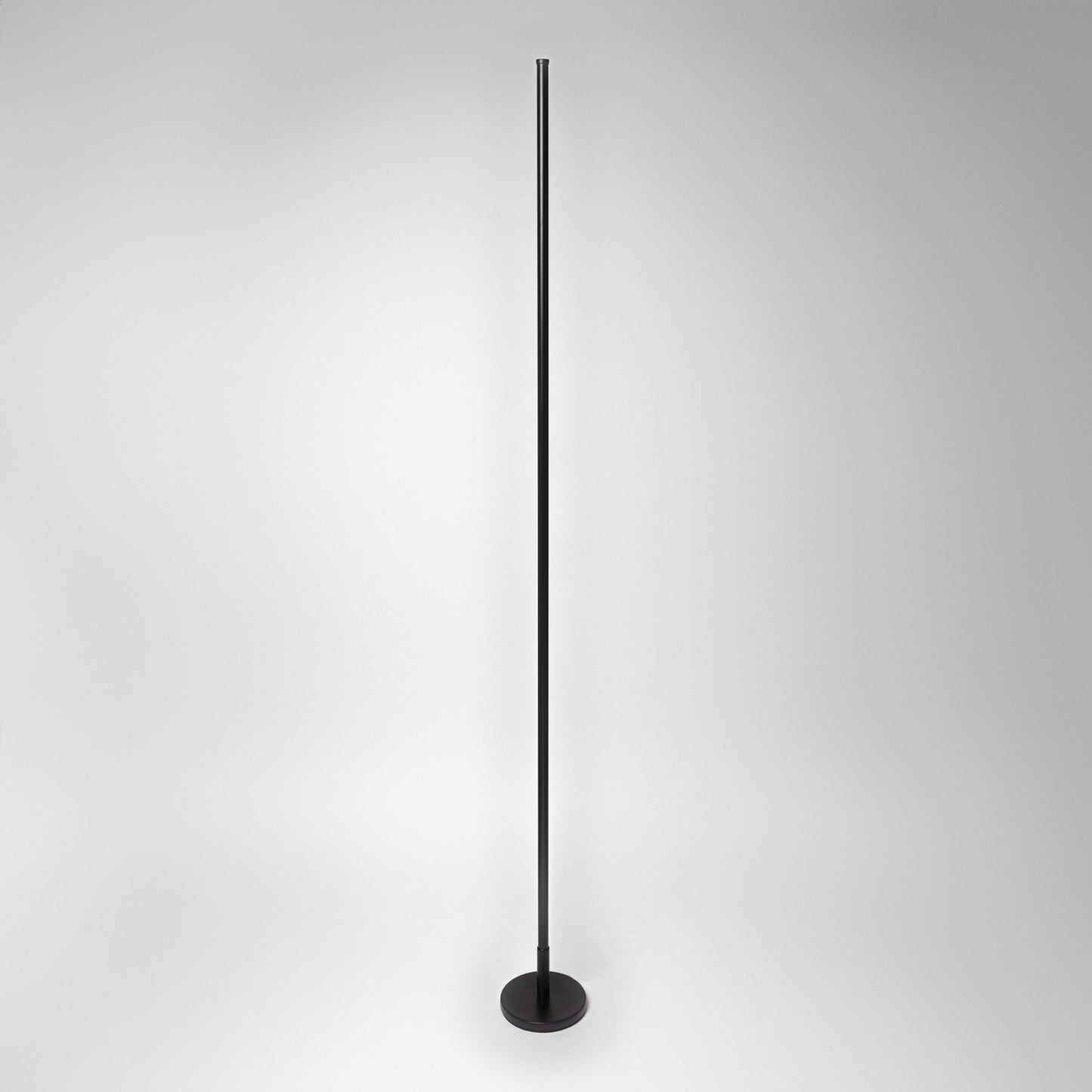Léger RGB Floor Lamp