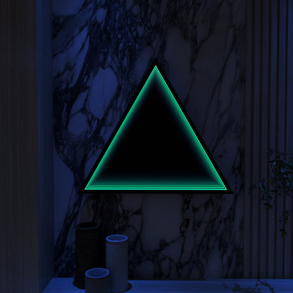 3D Triangle Mirror Light