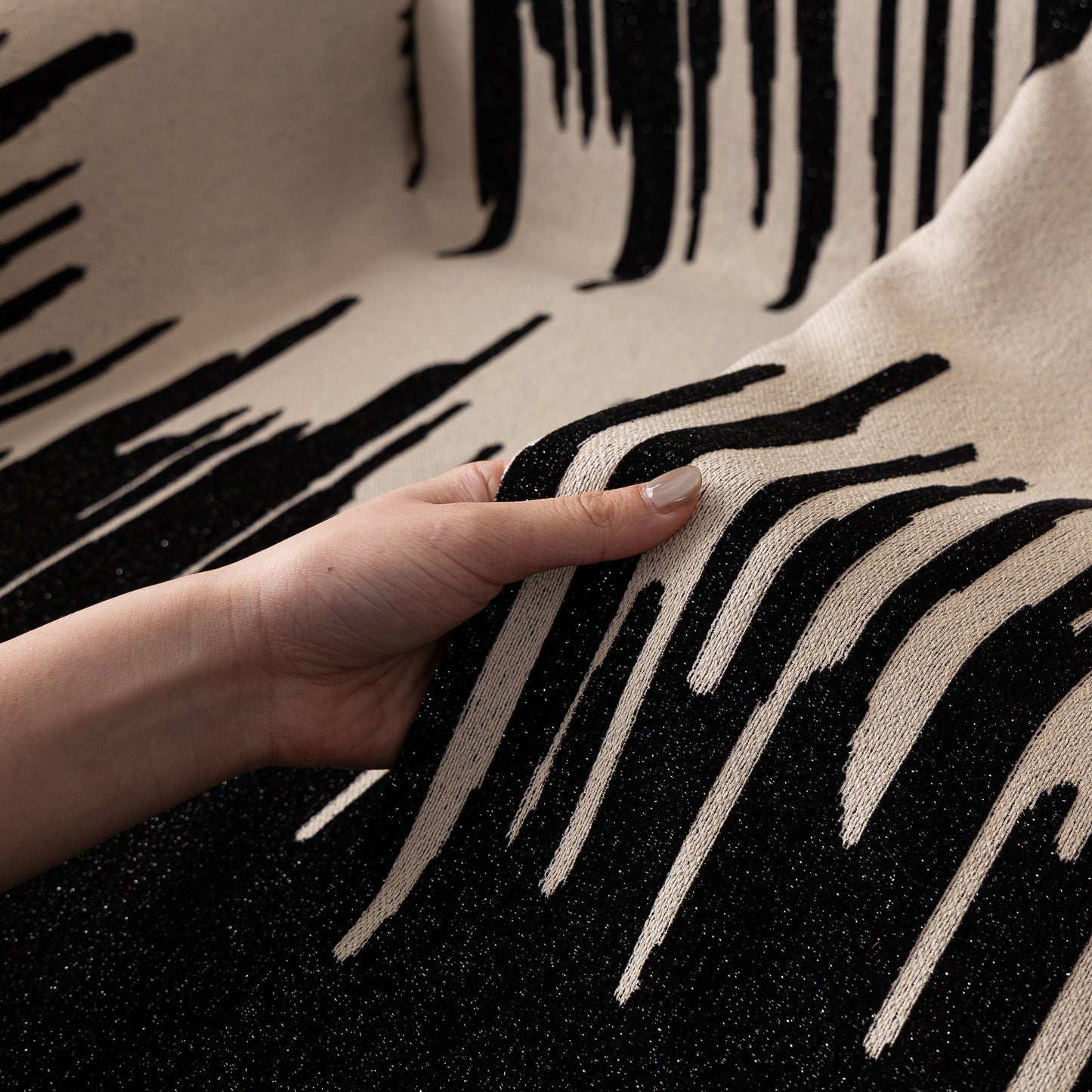 Luxury Throws for Sofas, Versatile Slipcovers & Sofa Covers for Couches and Chairs