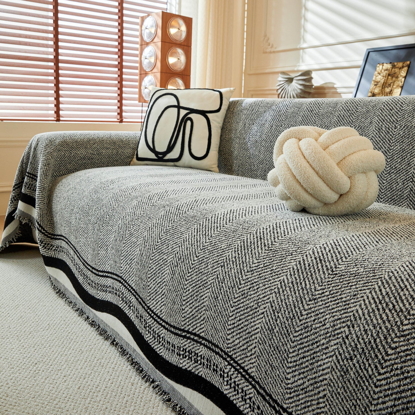 Reversible Herringbone Sofa Cover, 2-in-1 Classic British Throw Blanket for Couch