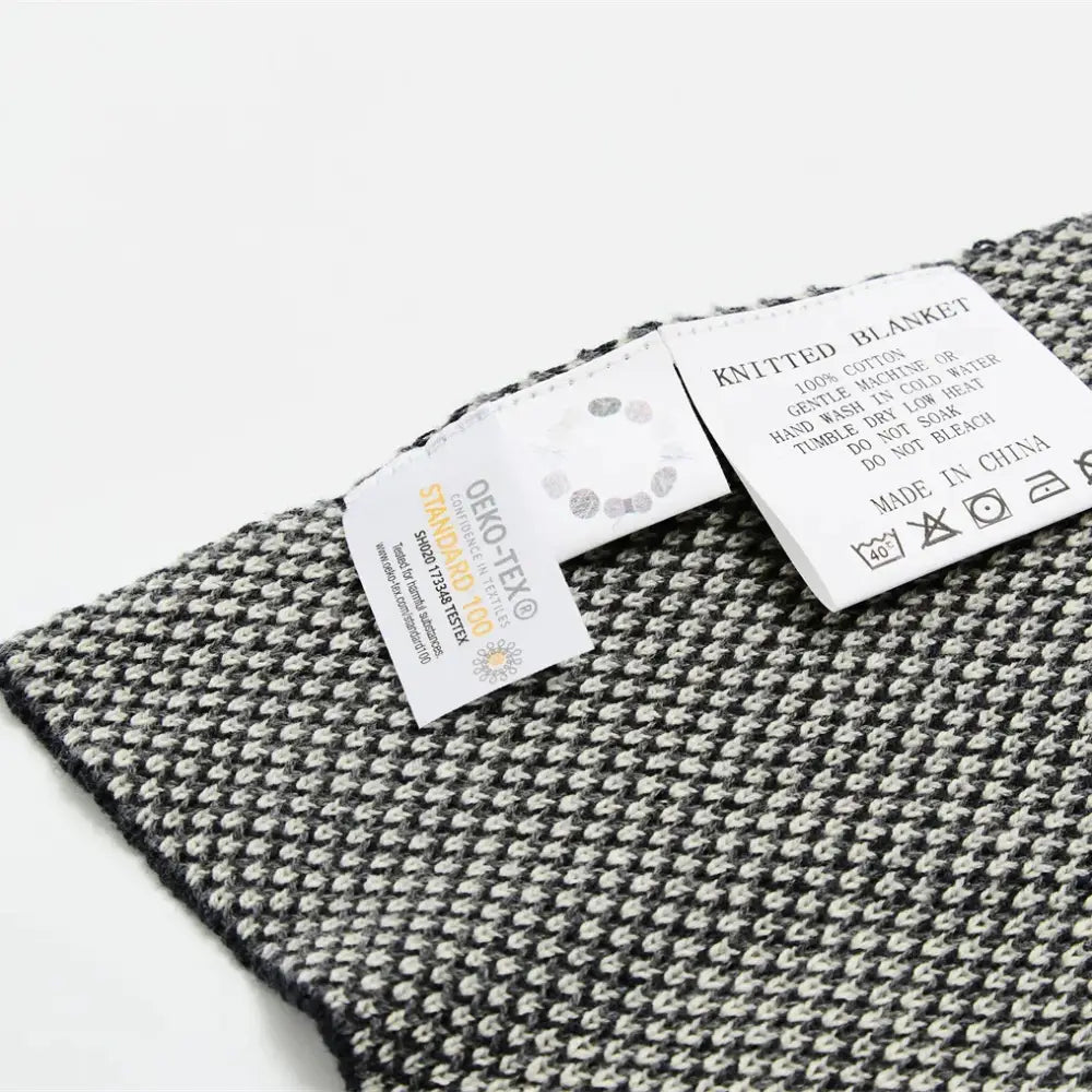 3d cube cotton knitted black & beige plaid blanket bedroom throw