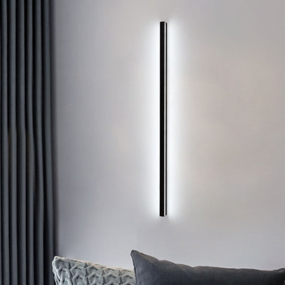 Linear Minimalist Wall Lamp
