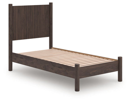 Pamytta - Panel Platform Bed