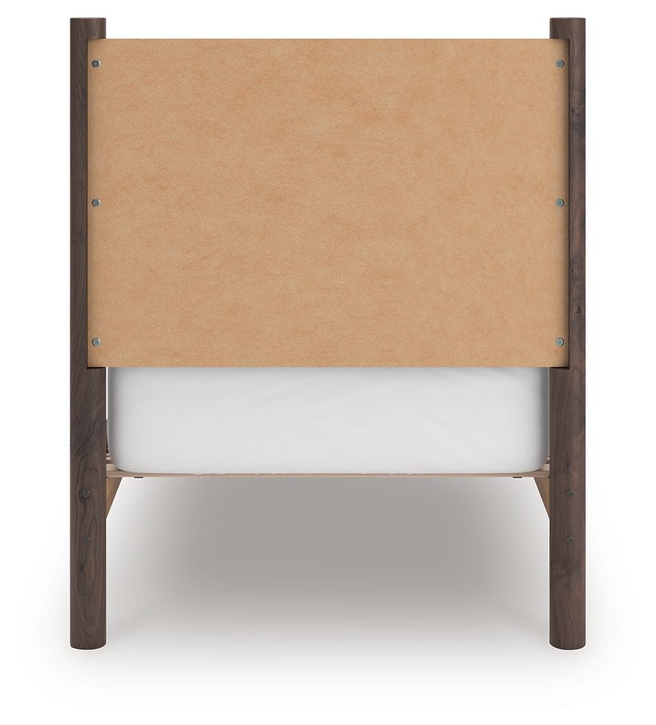 Pamytta - Panel Platform Bed