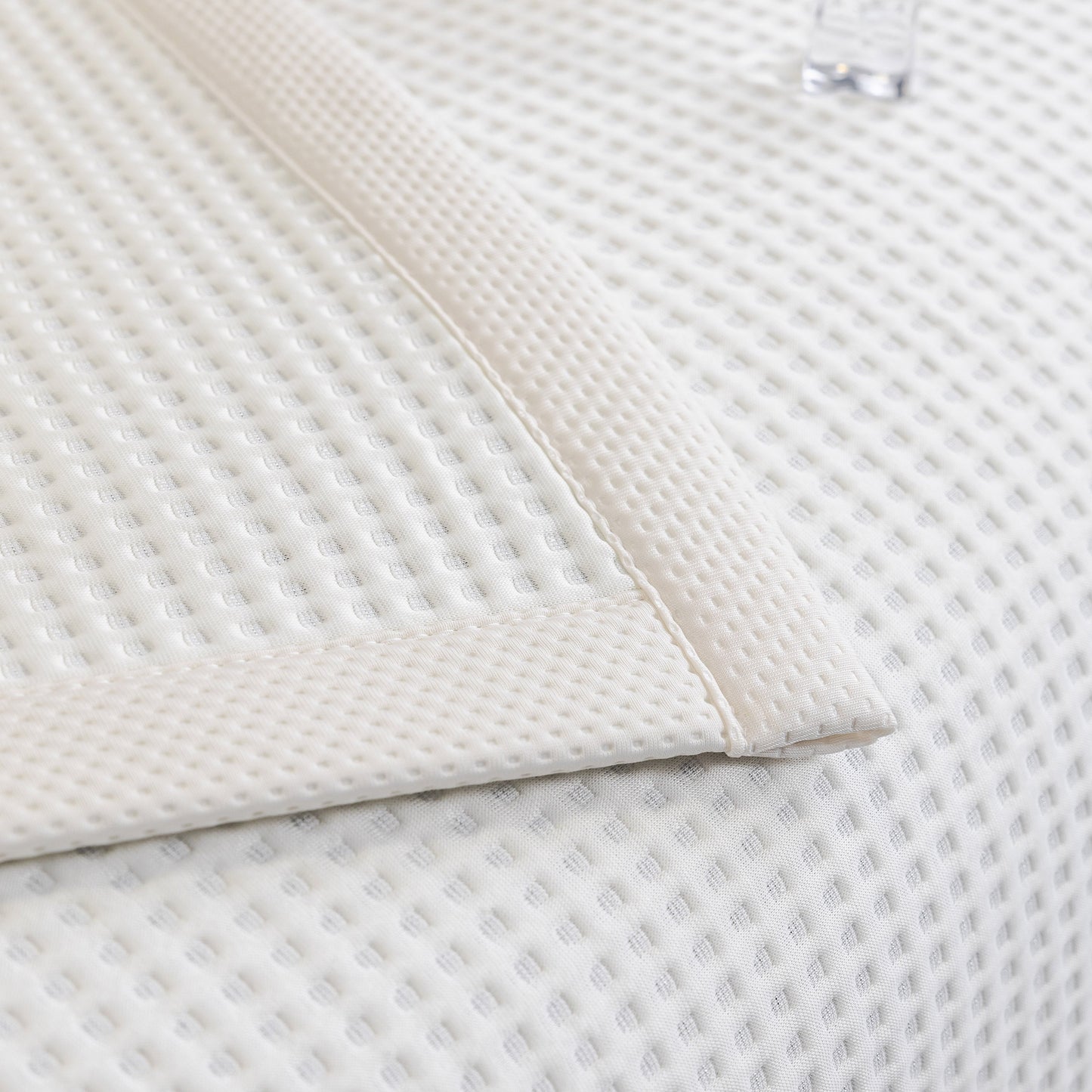 Non-Slip Cooling Breathable Couch Protector Towel, Lightweight Slipcover for Sofas