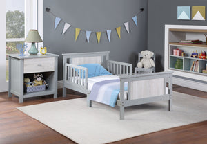 Connelly - Reversible Panel Toddler Bed
