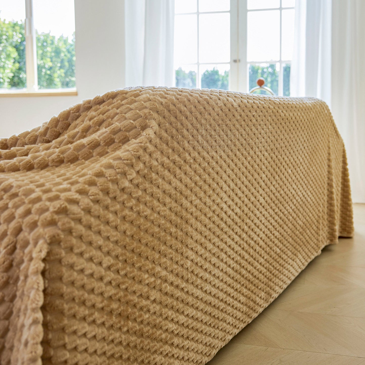 Thick Plush Non-Slip Sofa Throw Cover, Warm Soft Faux Fur Couch Protector for Winter