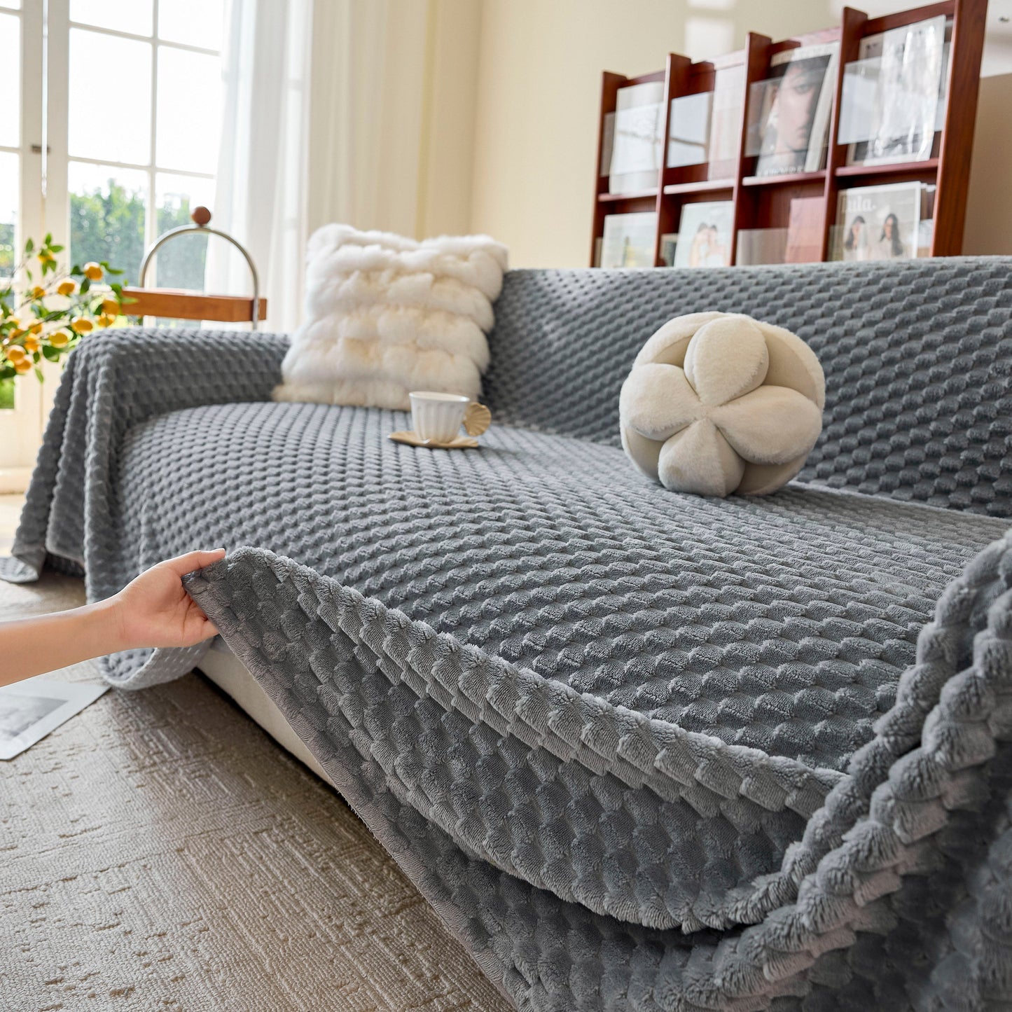 Thick Plush Non-Slip Sofa Throw Cover, Warm Soft Faux Fur Couch Protector for Winter