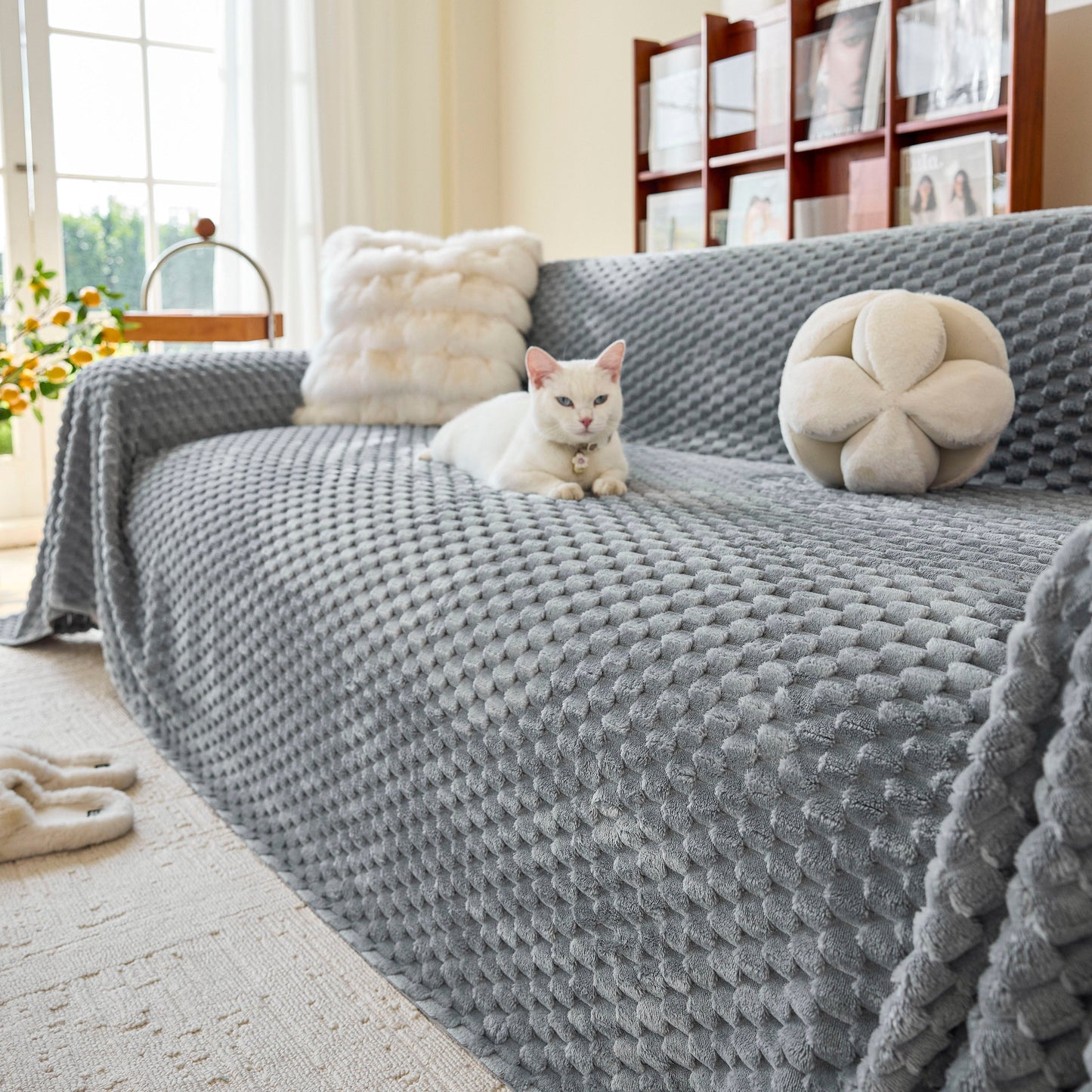 Thick Plush Non-Slip Sofa Throw Cover, Warm Soft Faux Fur Couch Protector for Winter