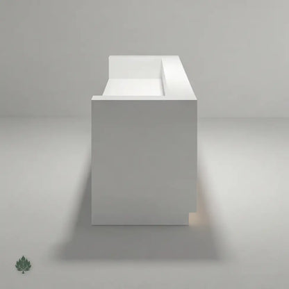 Avaris · Front Reception Desk