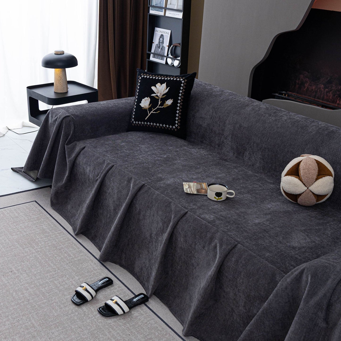 Waterproof Couch Cover Throw, Non Slip Furniture Protector for Leather & Fabric Sofa