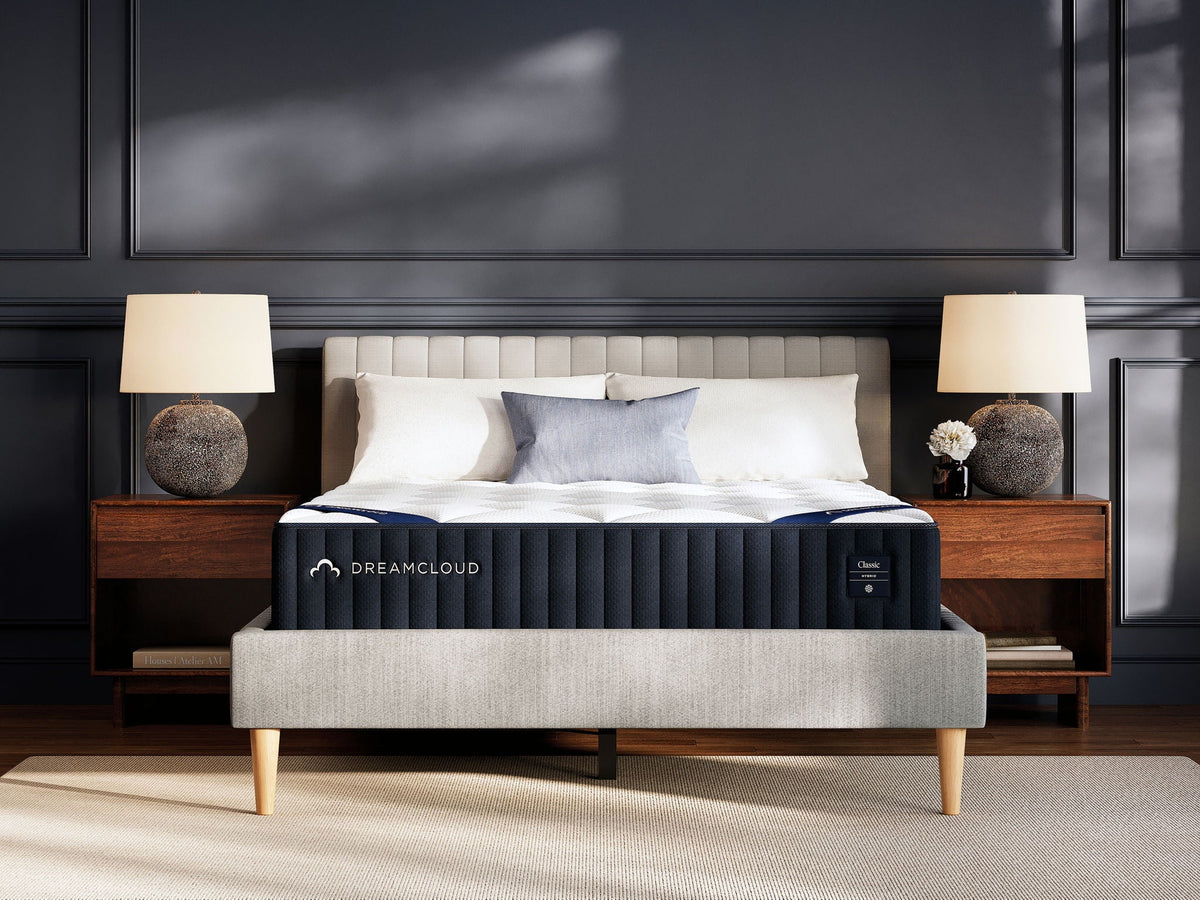 DreamCloud Classic Hybrid - Mattress