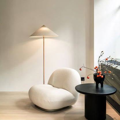 9602 Floor Lamp