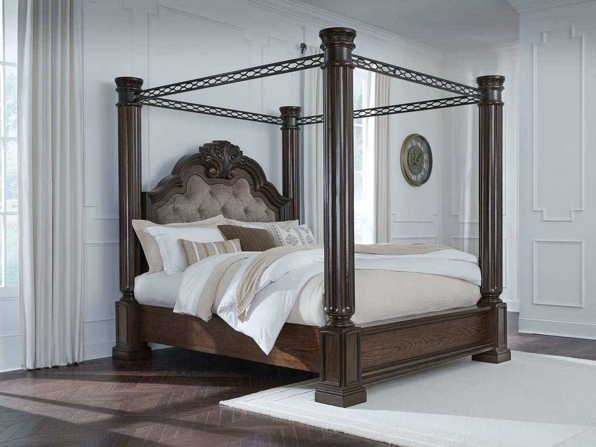 Maylee - Canopy Bed