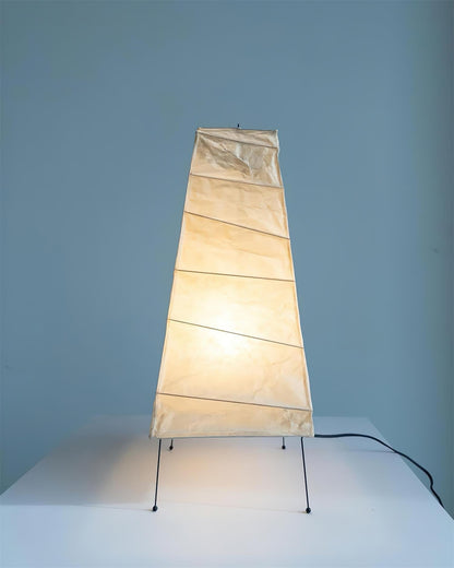 Akari 4N Table Lamp