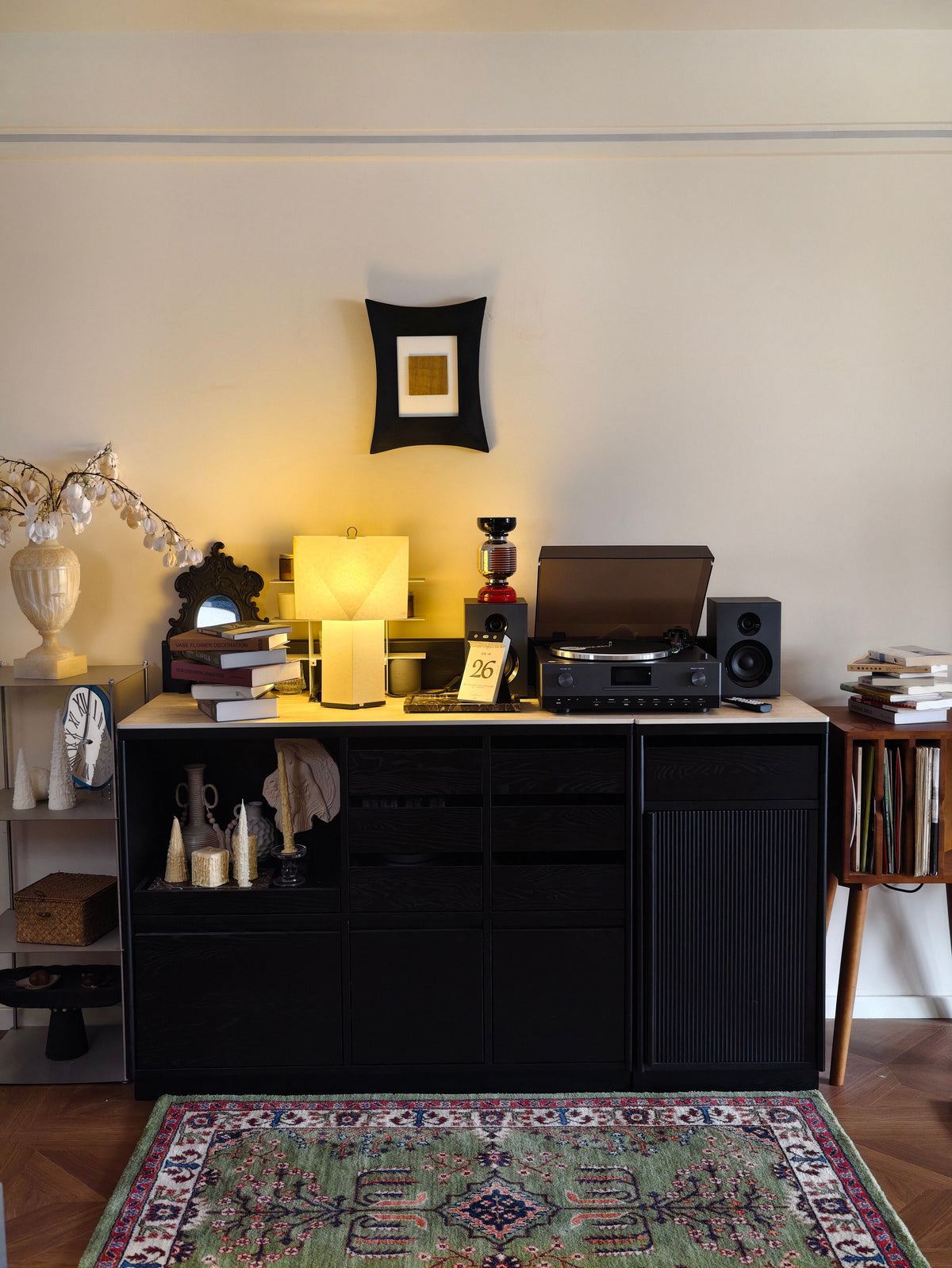 Aplat Table Lamp