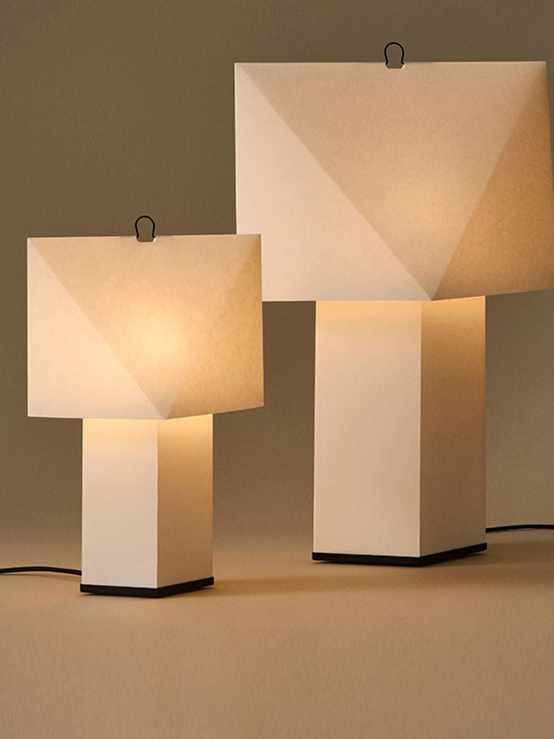 Aplat Table Lamp