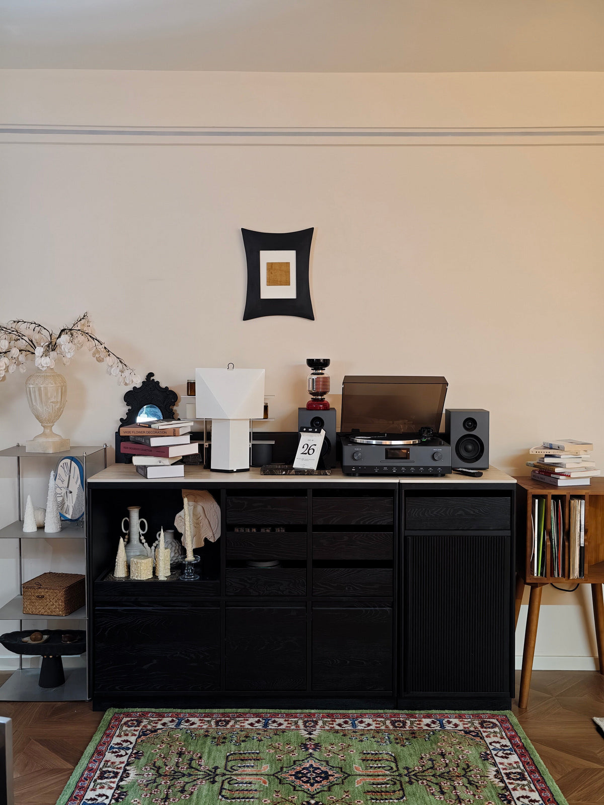 Aplat Table Lamp