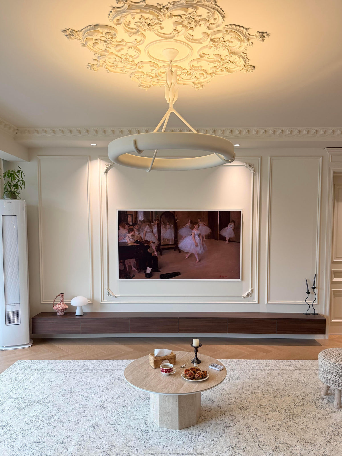 Athena Plaster Ring Chandelier